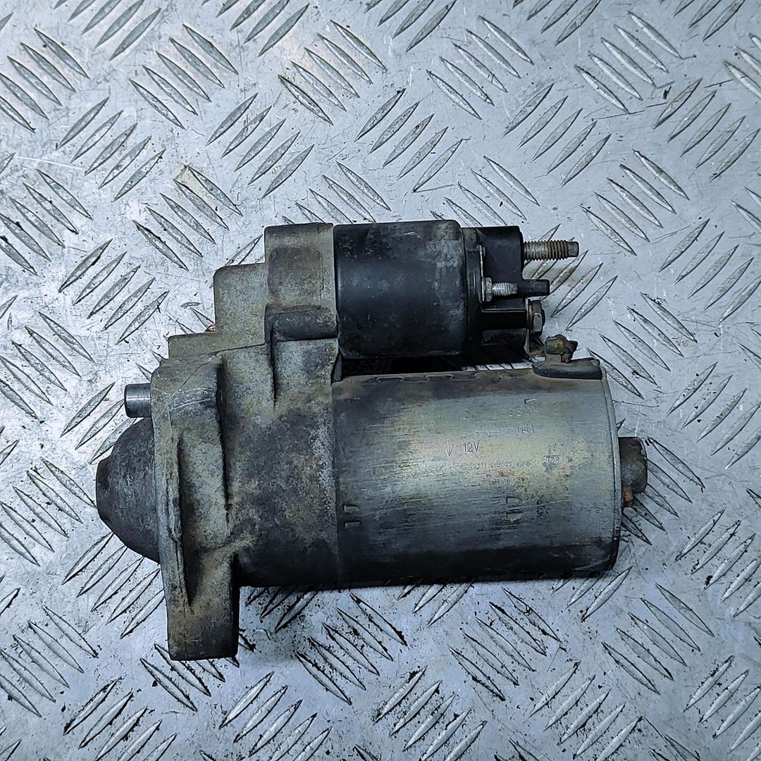 стартер Peugeot 206 1 поколение 2001, 1.4 л., i, KFW (TU3JP), бензин, МКПП, передний привод, 0001112041, 1005821815 - фото №1