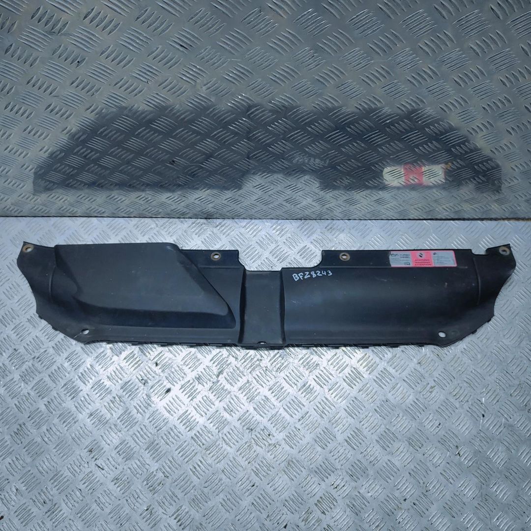 накладка декоративная Audi A4 B8/8K 2010, 2.0 л., TDi, CAGB, дизель, 6МКПП, серебристый, универсал, правый руль, 8K0807081 - фото №1
