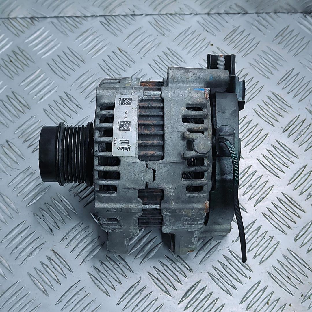 генератор Peugeot 407 1 поколение 2006, 2.7 л., HDi, UHZ (DT17), дизель, АКПП, передний привод, C631964R, 0121715001, C4213, 5705EJ - фото №1