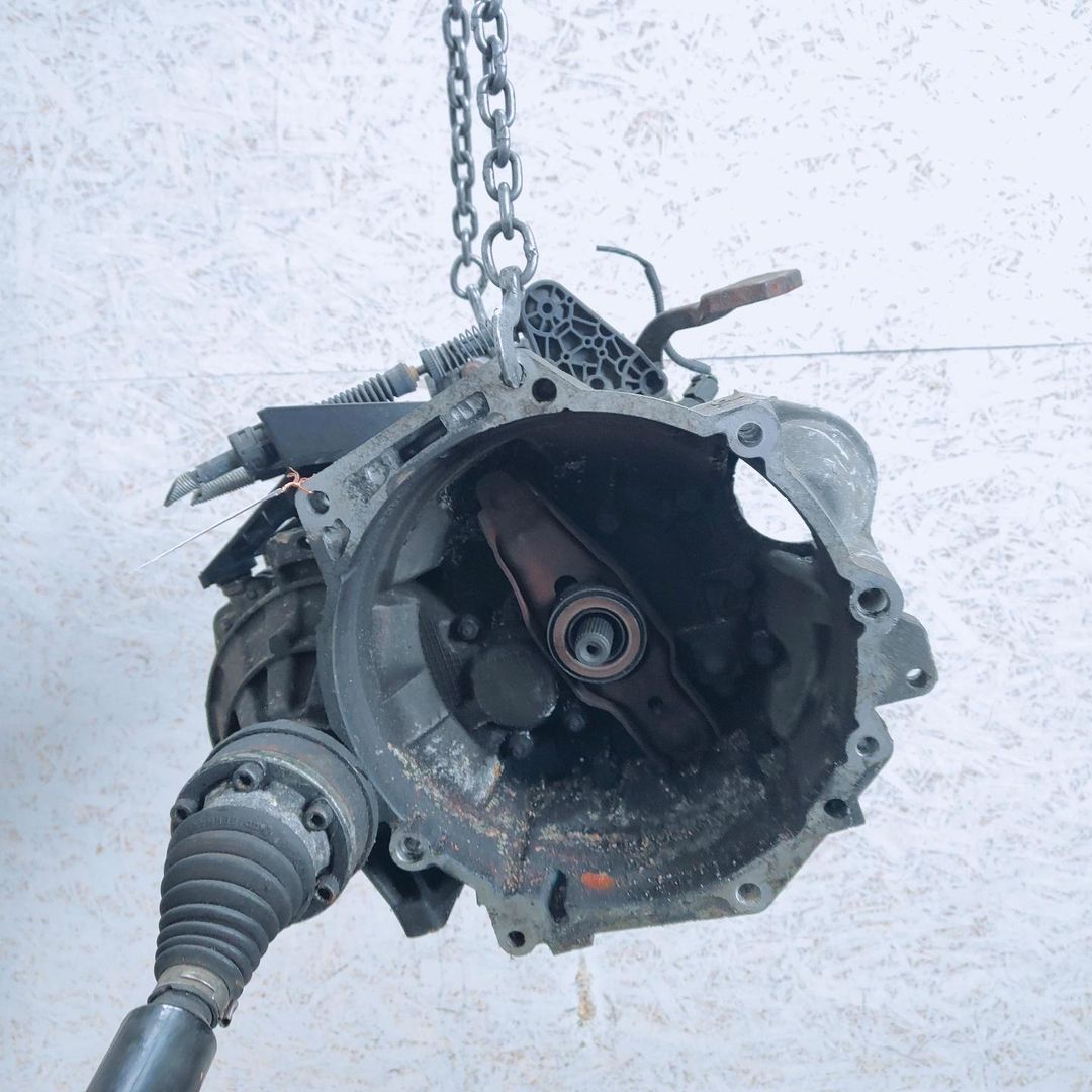 КПП механическая (МКПП) SEAT Leon 2 поколение 2009, 1.9 л., TDi, BXE, дизель, 5МКПП, передний привод, JCR - фото №1