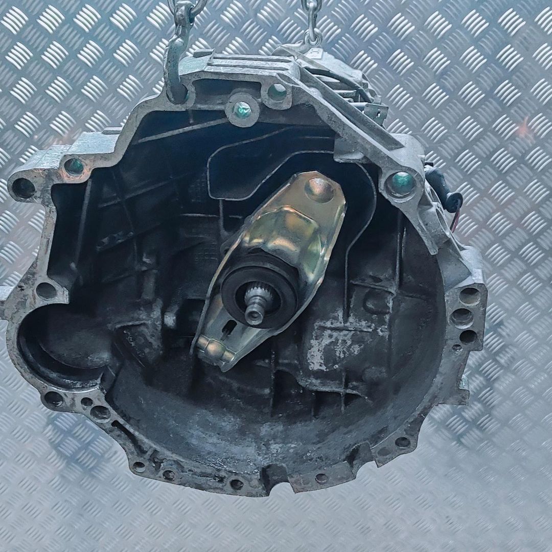 КПП механическая (МКПП) Audi A4 B6 2005, 1.8 л., Ti, BFB, бензин, 5МКПП, передний привод, HFD - фото №1