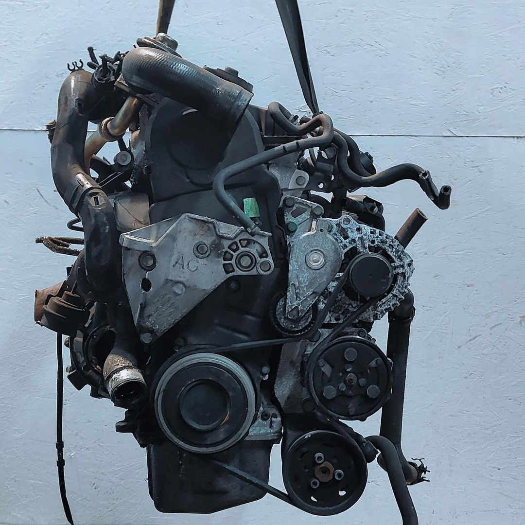 двигатель Volkswagen Bora 1 поколение 2005, 1.9 л., TDi, AXR, дизель, 5МКПП, передний привод, ATD, AXR, ATD - фото №1