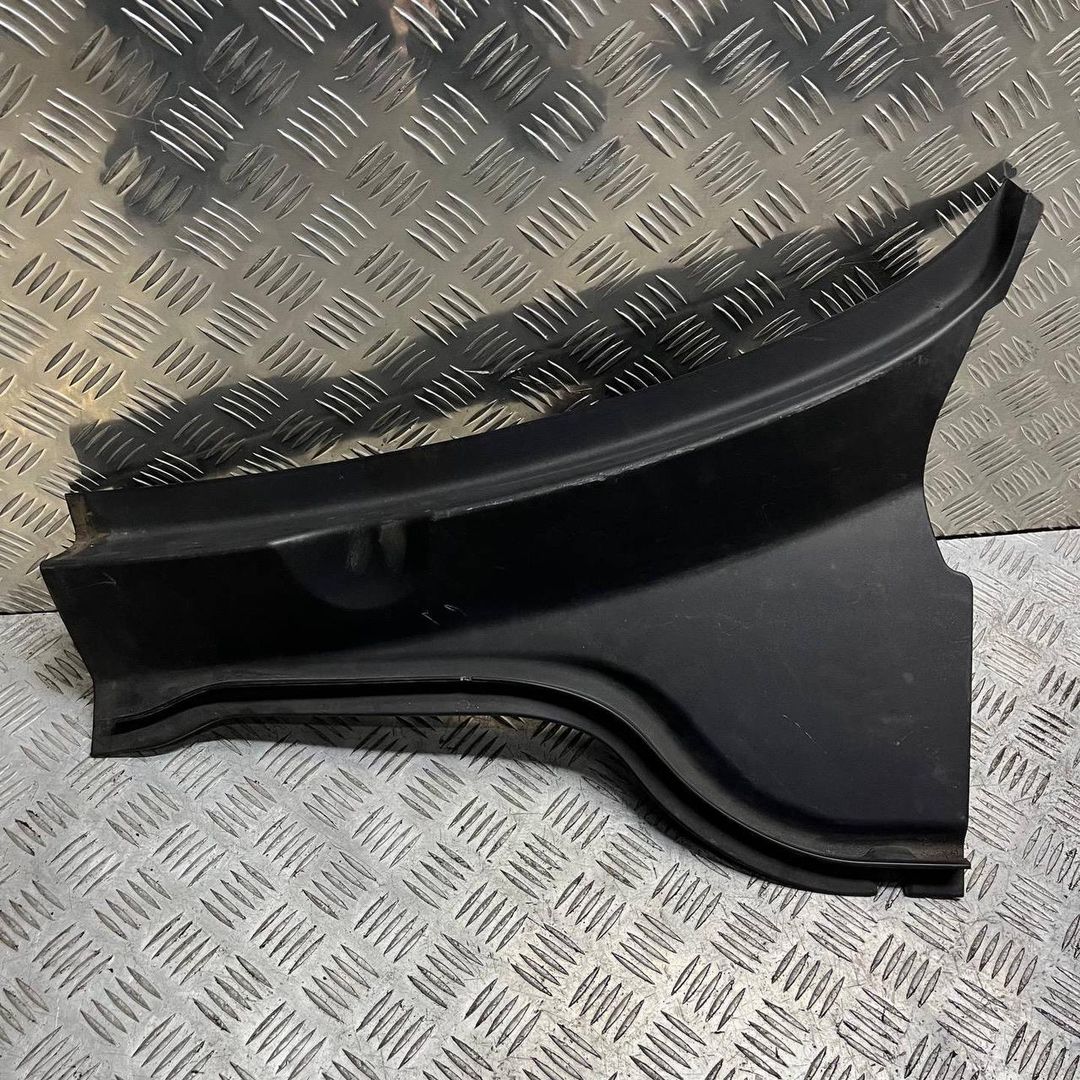 дождевик Volkswagen Passat B6 2007, 2.0 л., TDi, BMR, дизель, 6МКПП, серебристый, универсал, передний привод, правый руль, 3C2819403 - фото №1