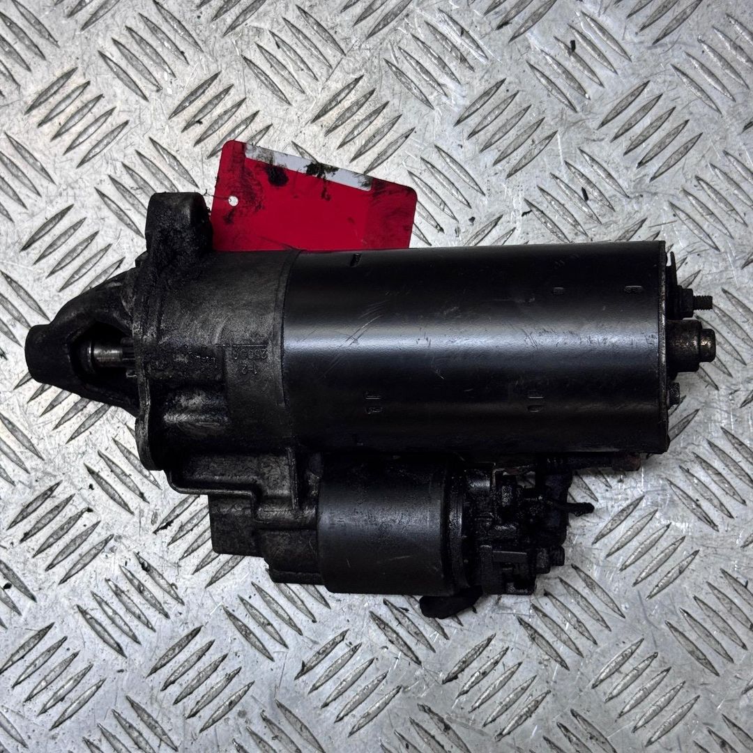 стартер Volkswagen Passat B5 1999, 1.9 л., TDi, AVB, дизель, 5МКПП, передний привод, 068911024G - фото №1