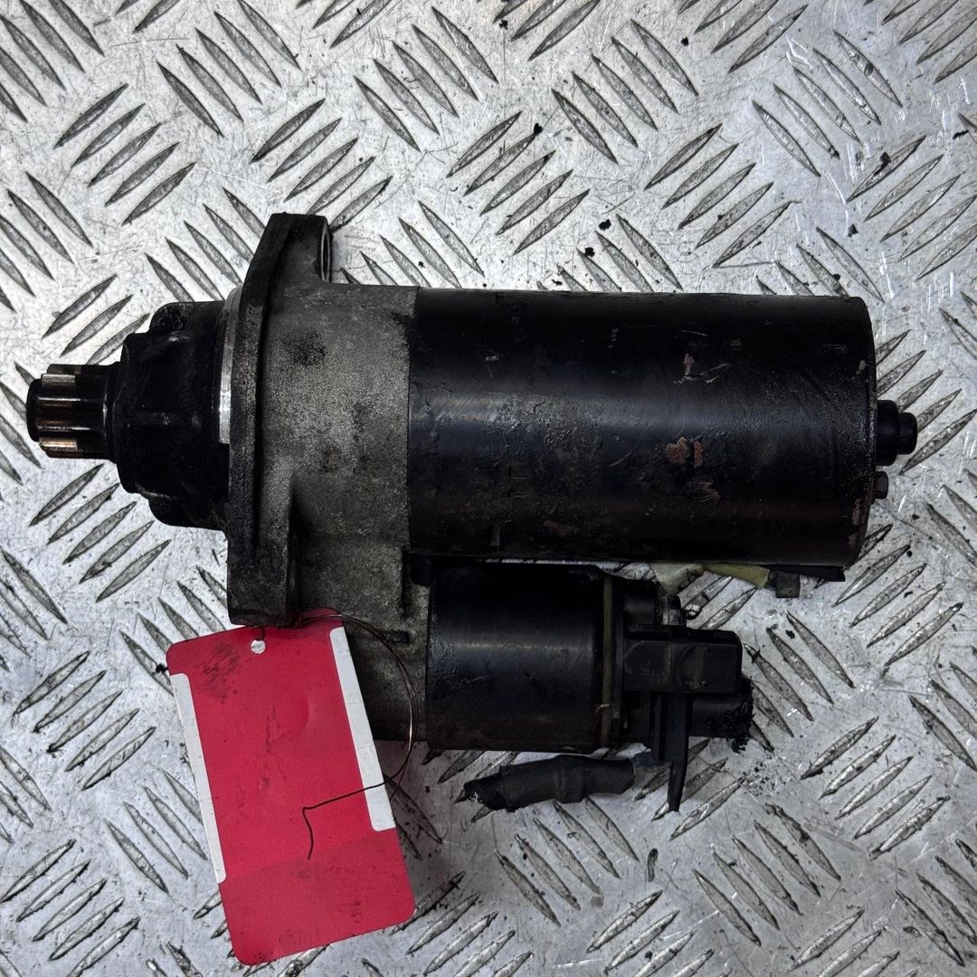 стартер Volkswagen Golf 4 поколение 2001, 1.9 л., TDi, ASZ, дизель, 6МКПП, передний привод, 0001125048 - фото №1