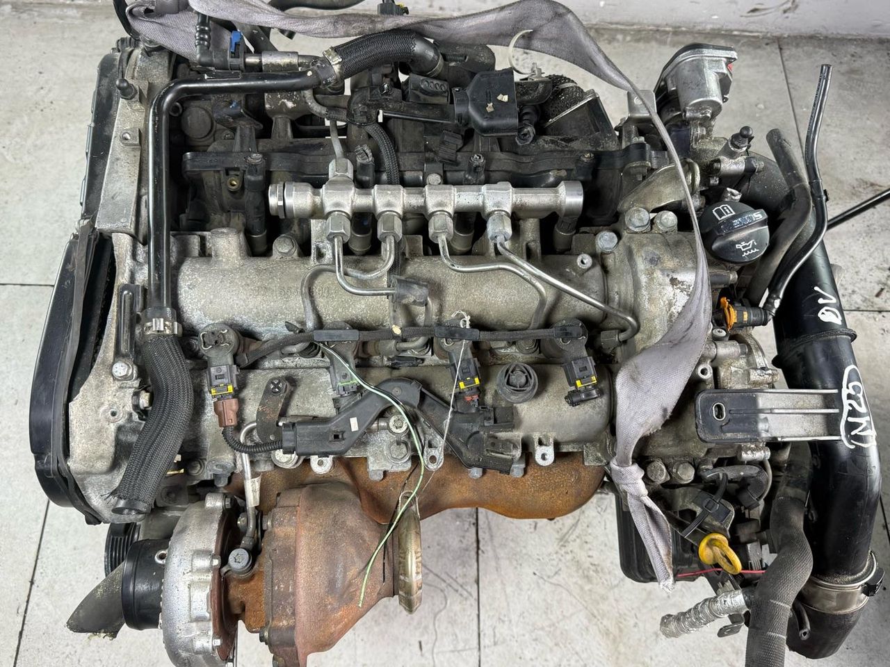 двигатель Opel Insignia 1 поколение (A) 2012, 2.0 л., A 20 DTH, дизель, A20DTH - фото №1
