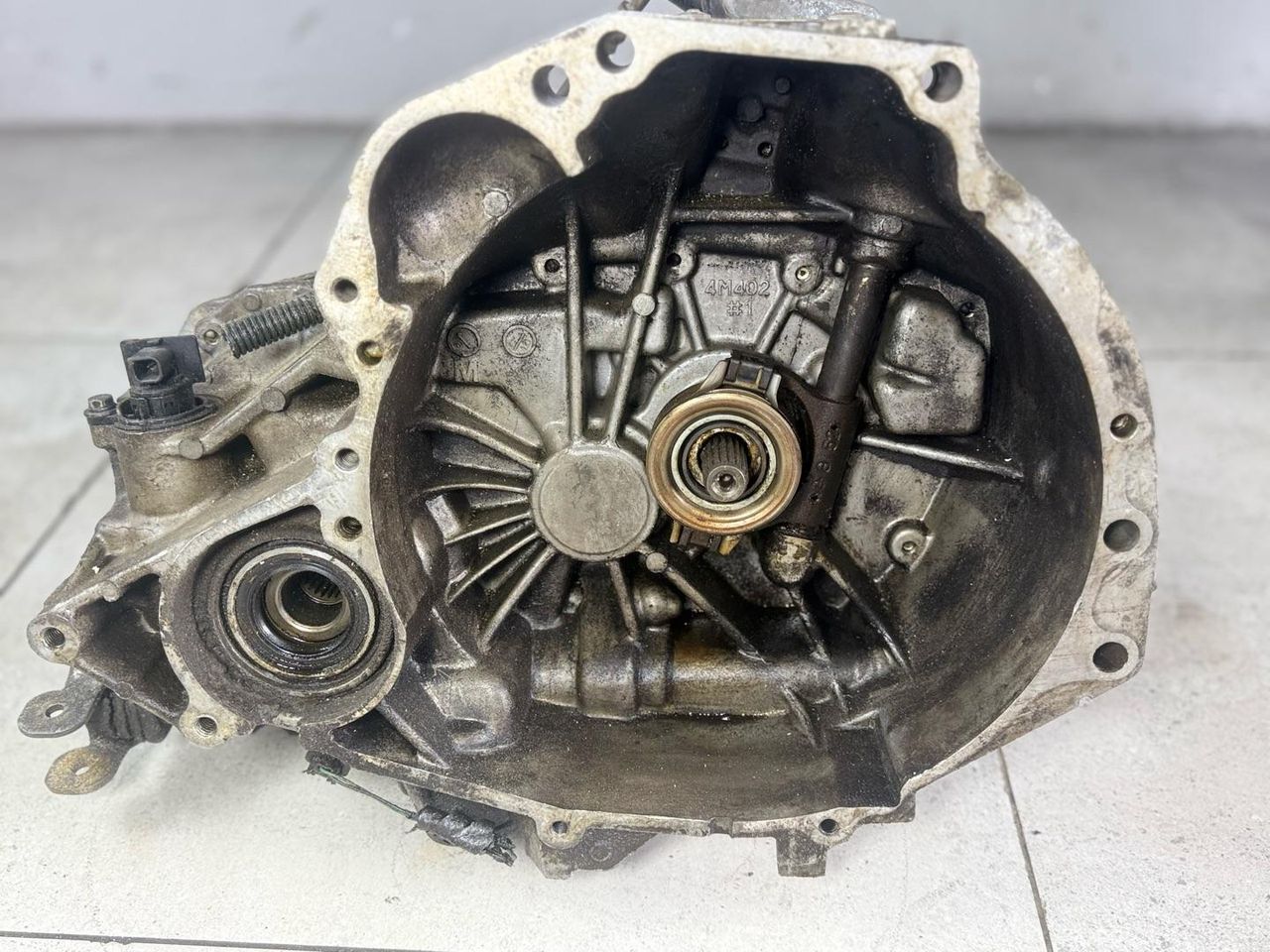 КПП механическая (МКПП) Nissan Almera Classic B10 2008, 1.6 л., QG16DE, бензин, 4M40 - фото №1