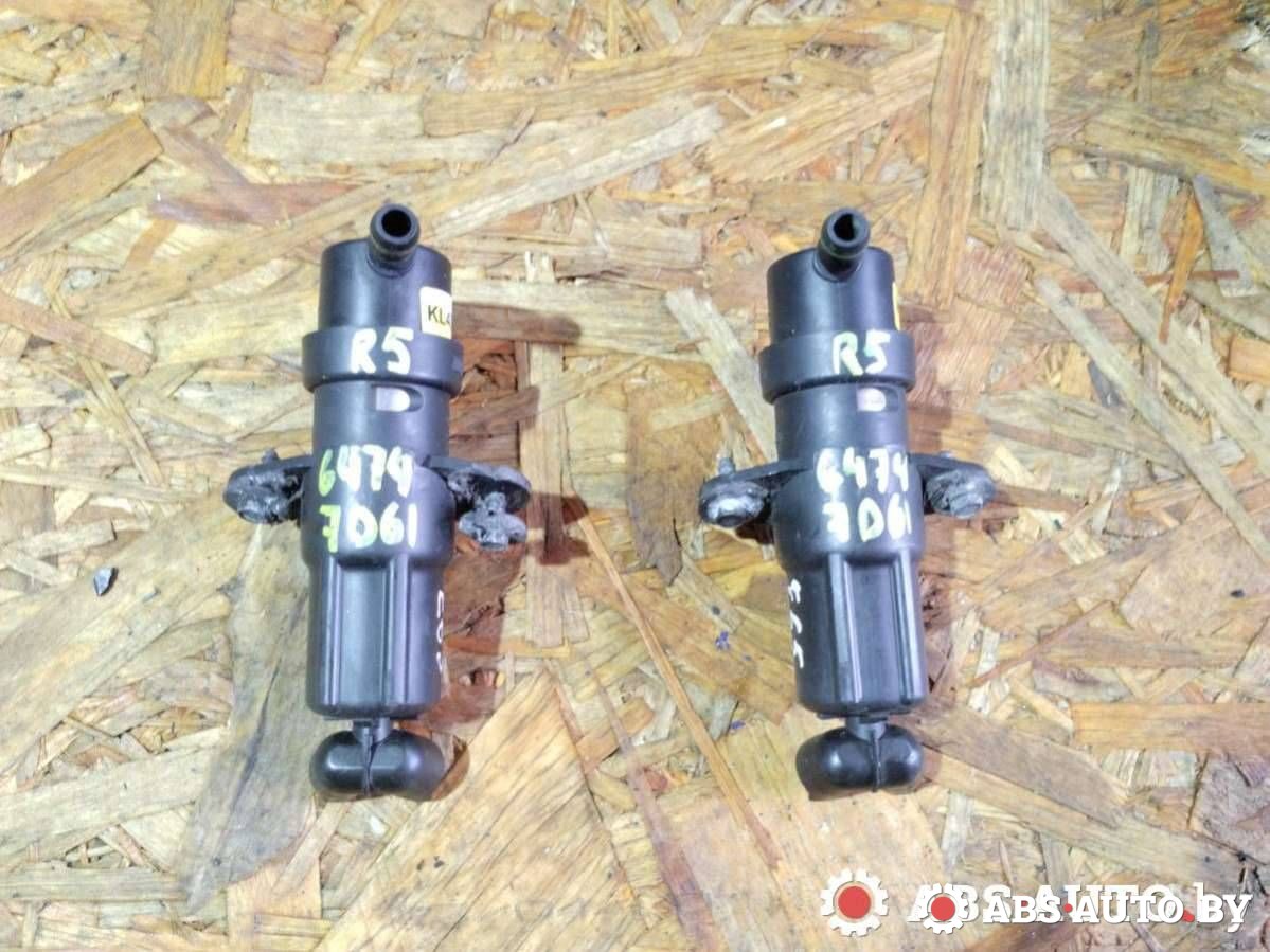 форсунка омывателя фары BMW 7 серия E65/E66/E67 2004, 4.4 л., бензин, АКПП, седан, 7001949, 700194907, KL4327, KL4848 - фото №1