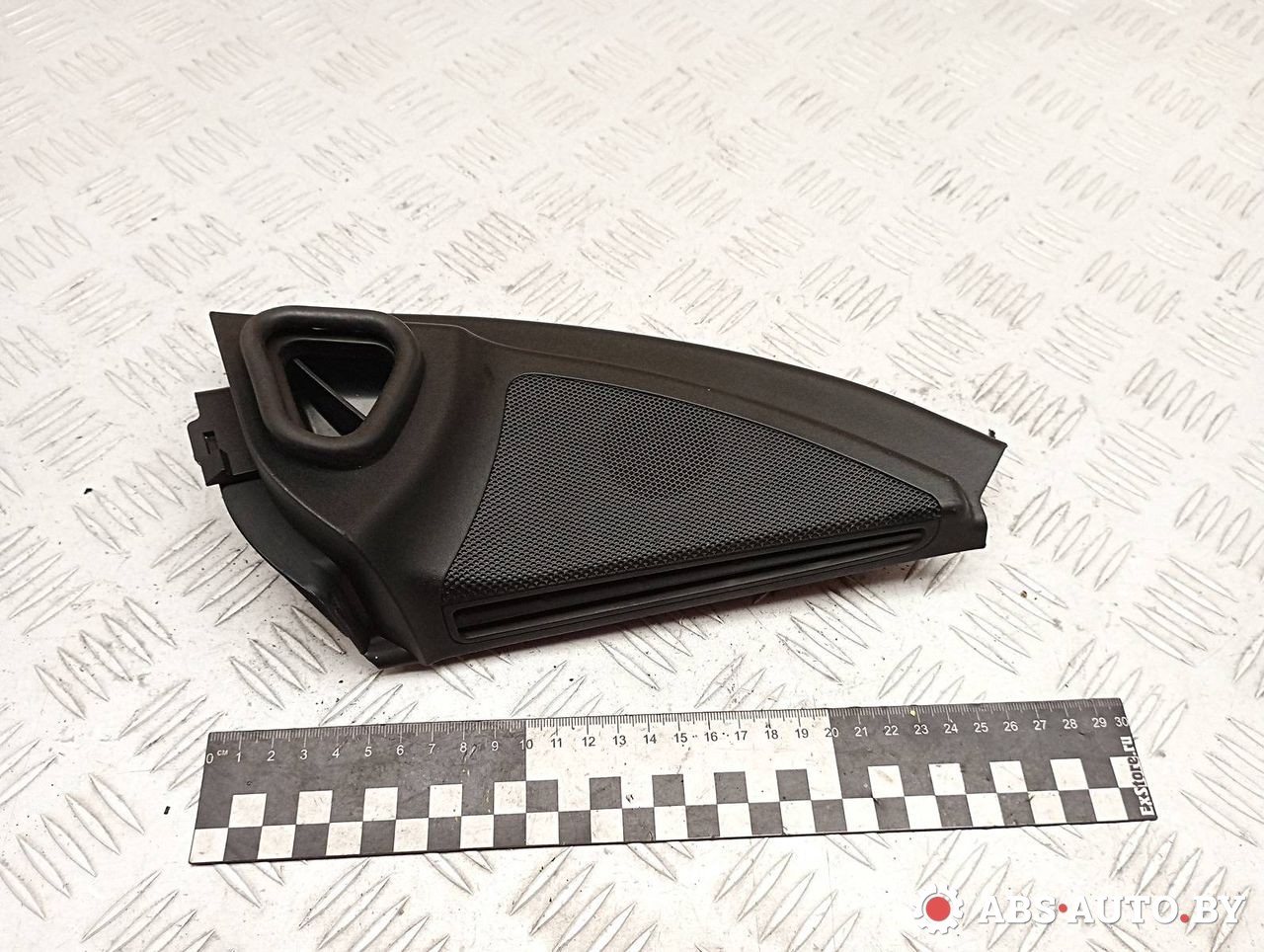 накладка на зеркало Mercedes-Benz M-Класс W164 2008, 3.0 л., OM642 DE30LA, дизель, АКПП, хетчбэк 5 дв., A1647201670 - фото №1