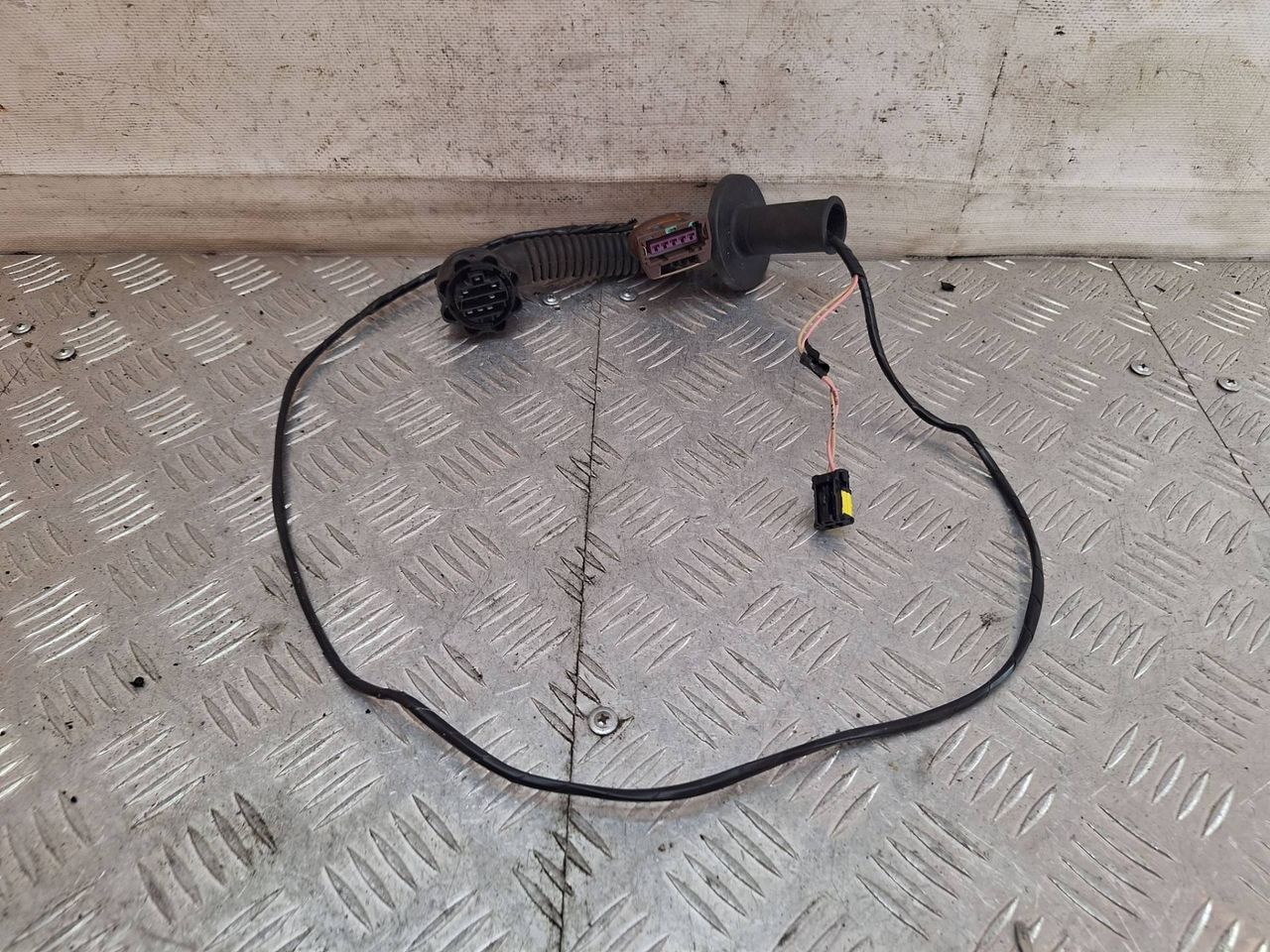 дверная проводка Peugeot 206 1 поколение 2000, 1.4 л., KFX (TU3JP), бензин, МКПП, зеленый, хетчбэк 5 дв., передний привод, 9624621680 - фото №1