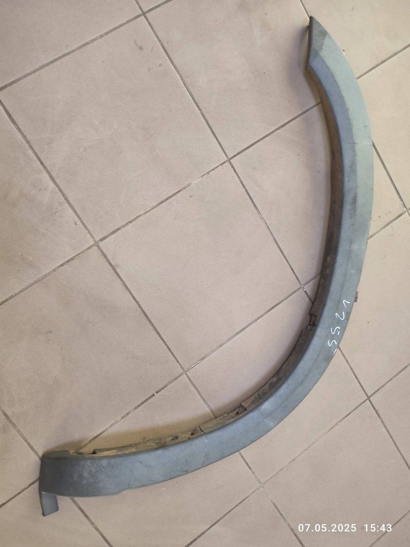 накладка колесной арки IVECO Daily 3 поколение 35s12 2004, 2.3 л., F1AE0481B, дизель, 5МКПП, фургон, 500326797 - фото №1