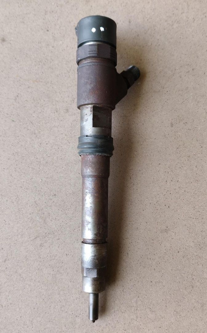 форсунка IVECO Daily 4 поколение 50C15 2011, 3.0 л., F1CE0481F, дизель, фургон, 504088823, 0445110248 - фото №1
