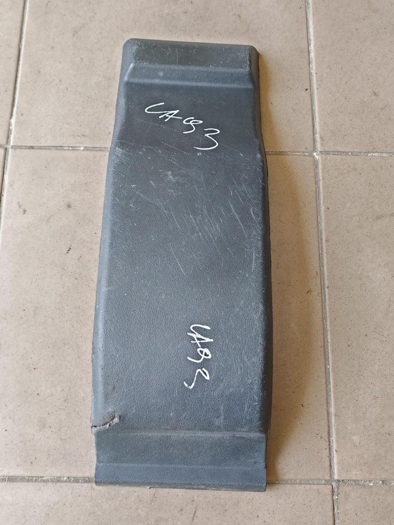молдинг (накладка кузовная) IVECO Daily 4 поколение 50C15 2011, 3.0 л., F1CE0481F, дизель, фургон, 504099529 - фото №1