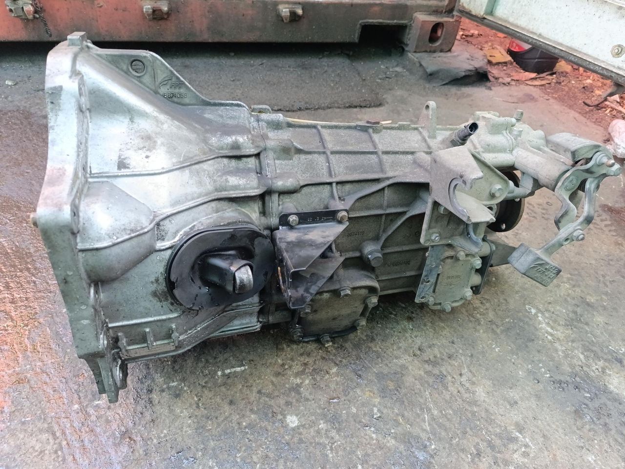 КПП механическая (МКПП) IVECO Daily 6 поколение 35C14 2018, 2.3 л., дизель, МКПП, фургон - фото №1