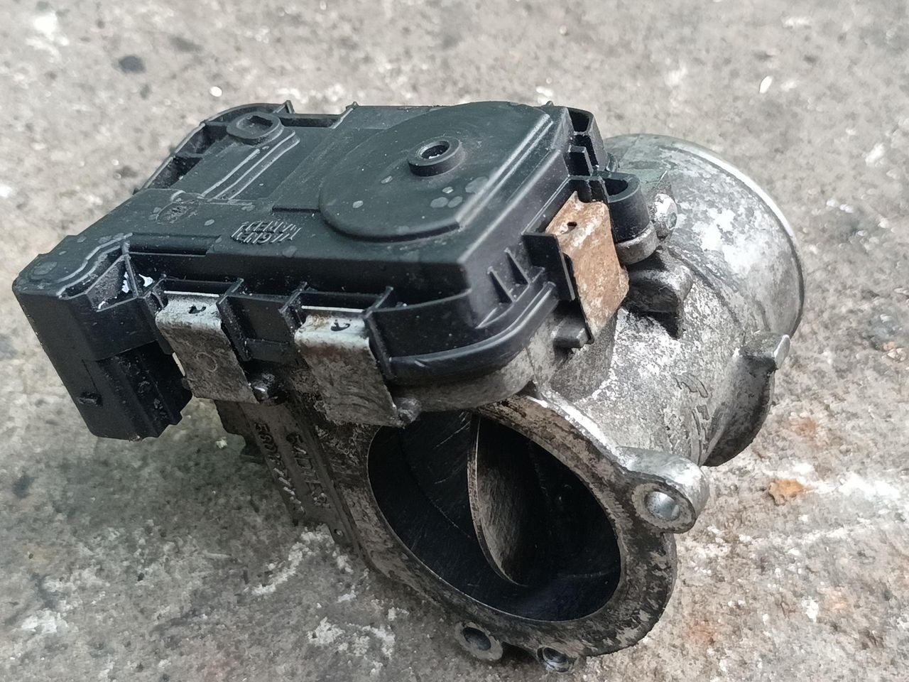 заслонка дроссельная IVECO Daily 6 поколение 35C14 2018, 2.3 л., дизель, МКПП, фургон, 5801727743
