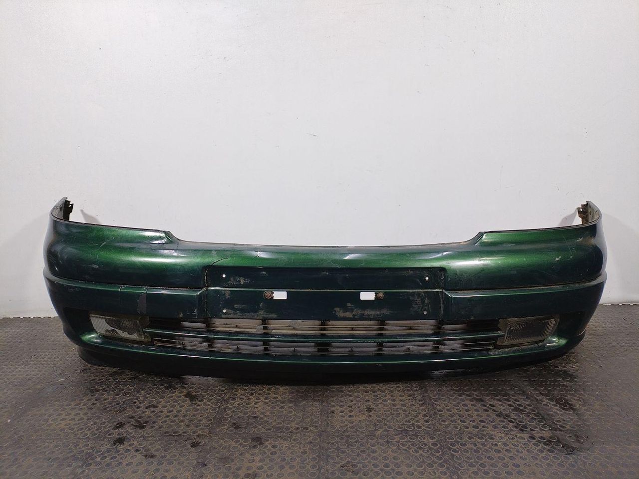 бампер передний Opel Astra G 2002, хетчбэк 5 дв.