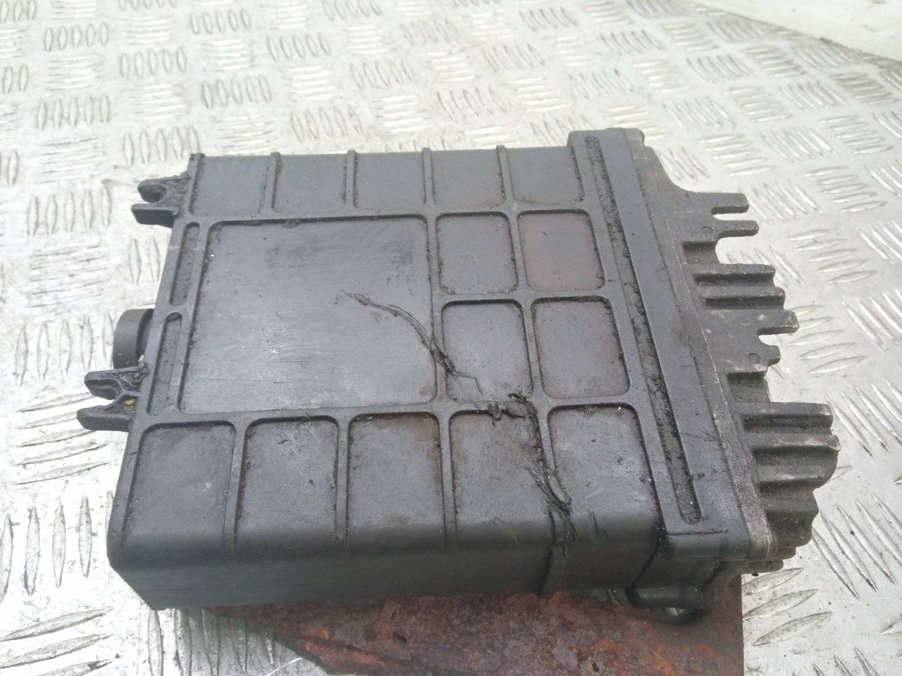 блок управления двигателем Volkswagen Caddy 2 поколение 1996, 1.9 л., 028906021CQ