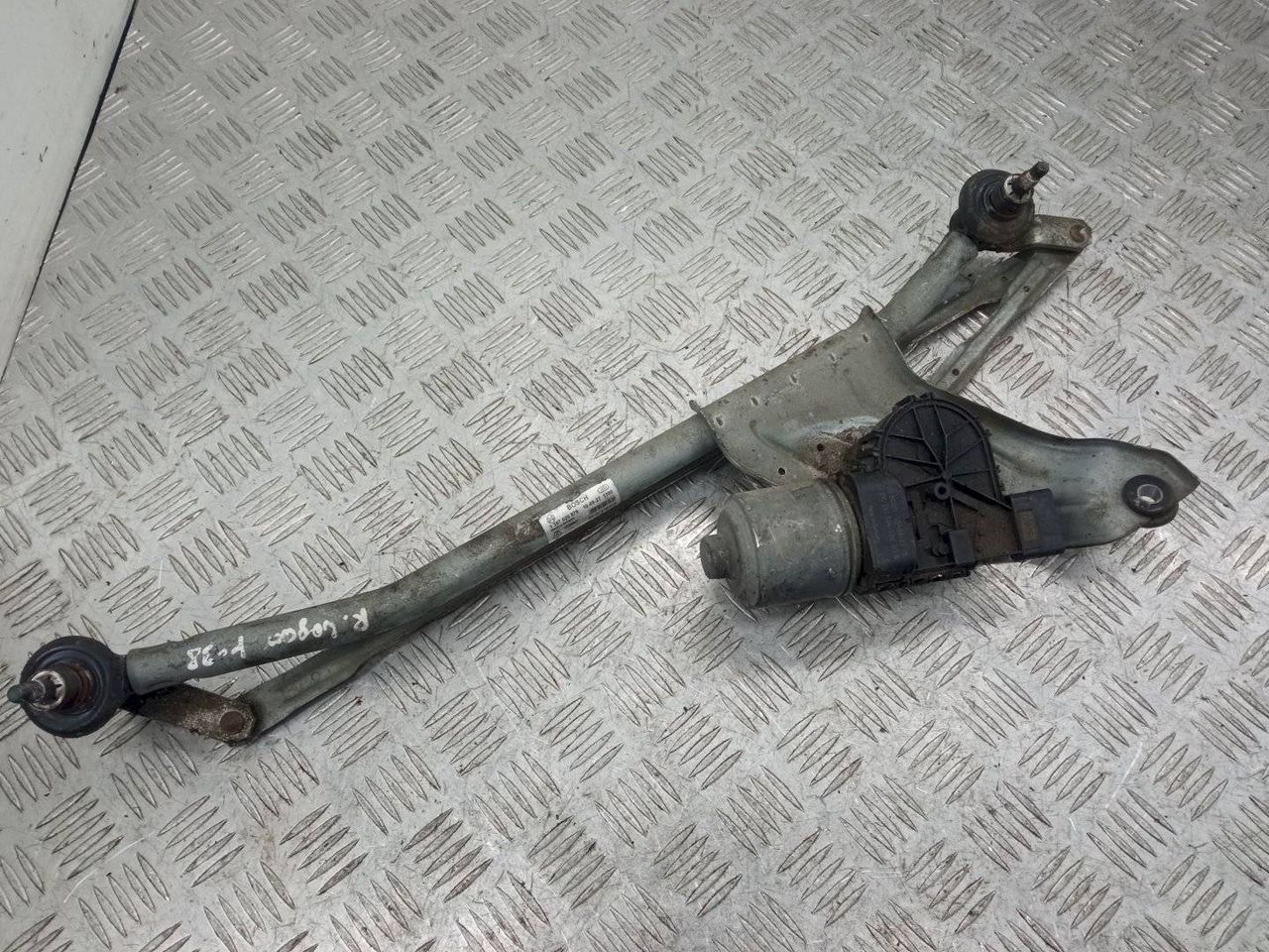механизм стеклоочистителя (трапеция дворников) Renault Logan 1 поколение 2007, 8200619512