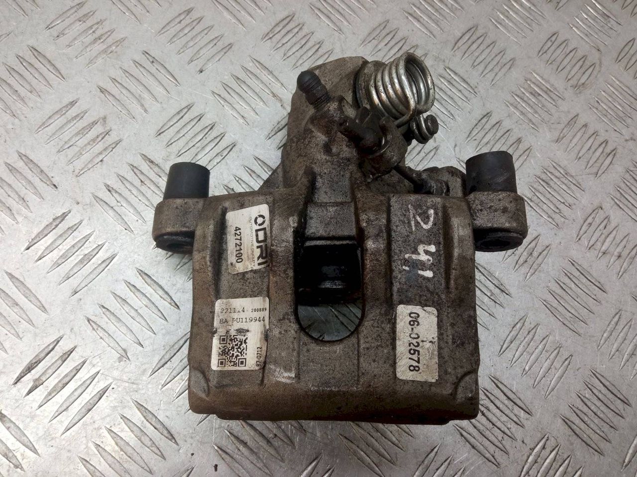 суппорт задний правый Ford Focus 2 поколение [рестайлинг] 2007