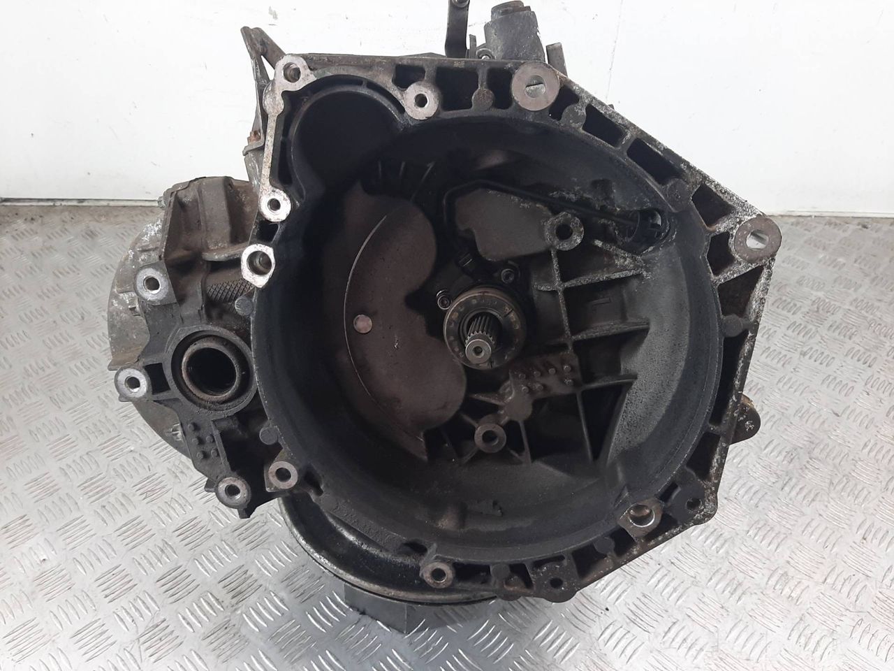 КПП механическая (МКПП) Opel Zafira 2 поколение (B) 2006, 1.9 л., Z 19 DT, дизель, МКПП, 55194293 - фото №1