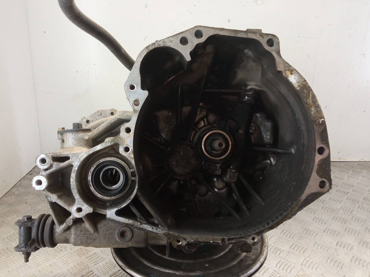 КПП механическая (МКПП) Nissan Primera P12 2001, 1.8 л., QG18DD, бензин, МКПП, AV709VA