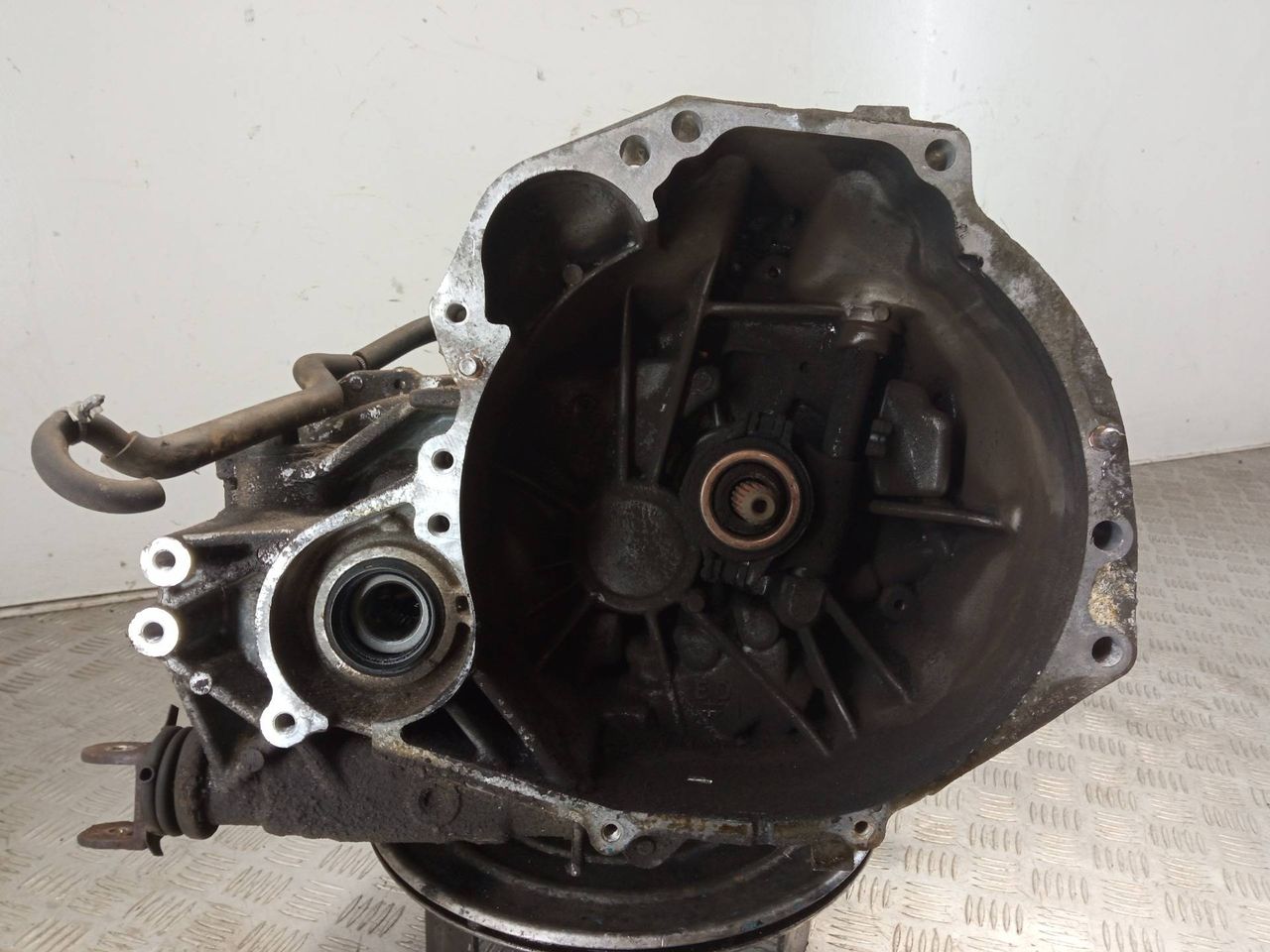 КПП механическая (МКПП) Nissan Primera P12 2002, 1.8 л., i, QG18DD, бензин, МКПП, AV709VA