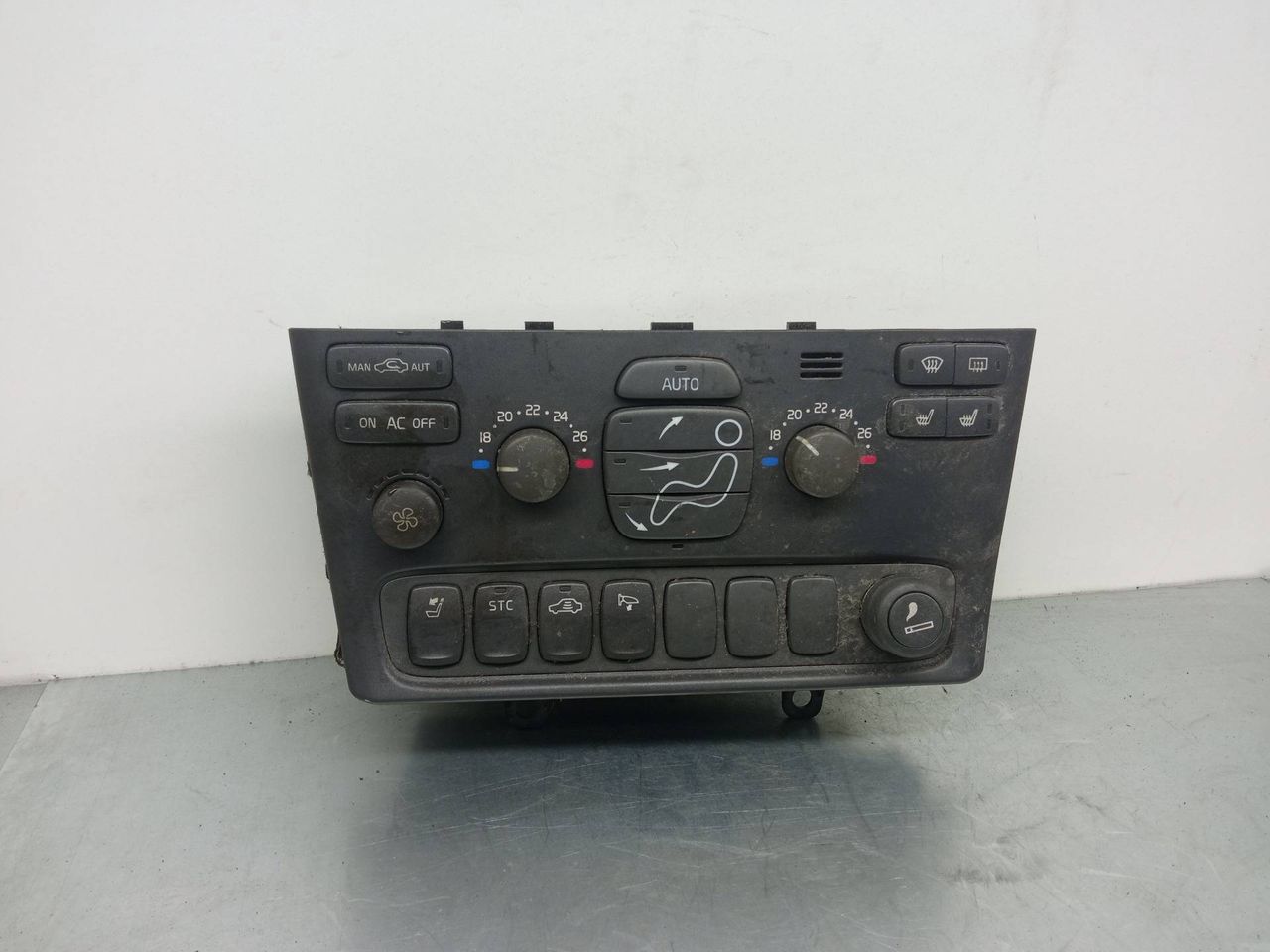 блок управления печки / климат-контроля Volvo S80 1 поколение 2001, 8651241