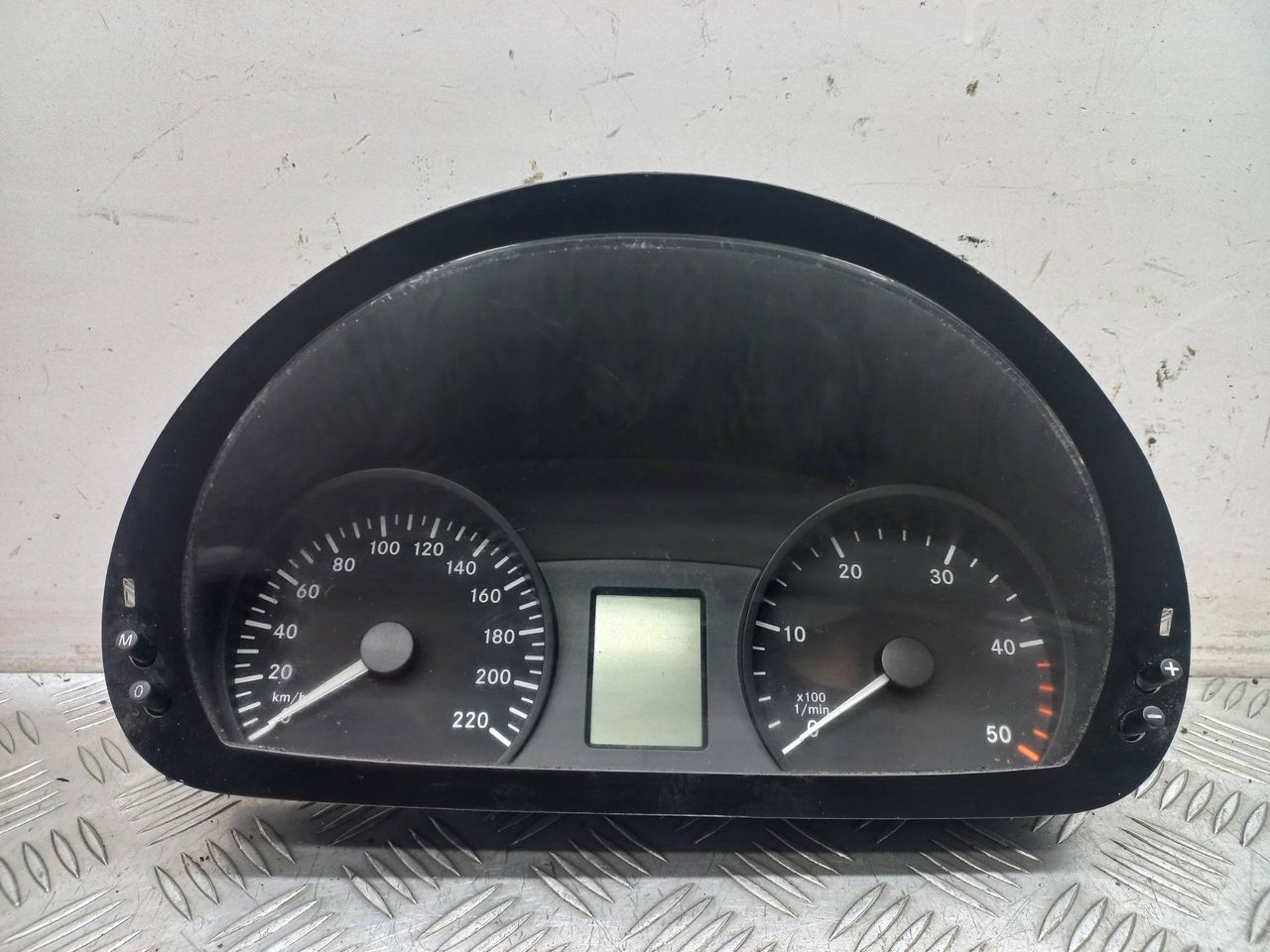 щиток приборов (приборная панель) Mercedes-Benz Vito W639 2008, 2.2 л., OM 646.980, дизель, АКПП, микроавтобус, A6394465921
