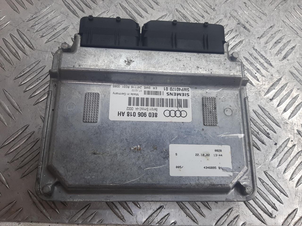 блок управления двигателем Audi A4 B6 2004, 1.6 л., ALZ, бензин, 8E0906018AH, 5WP4017001