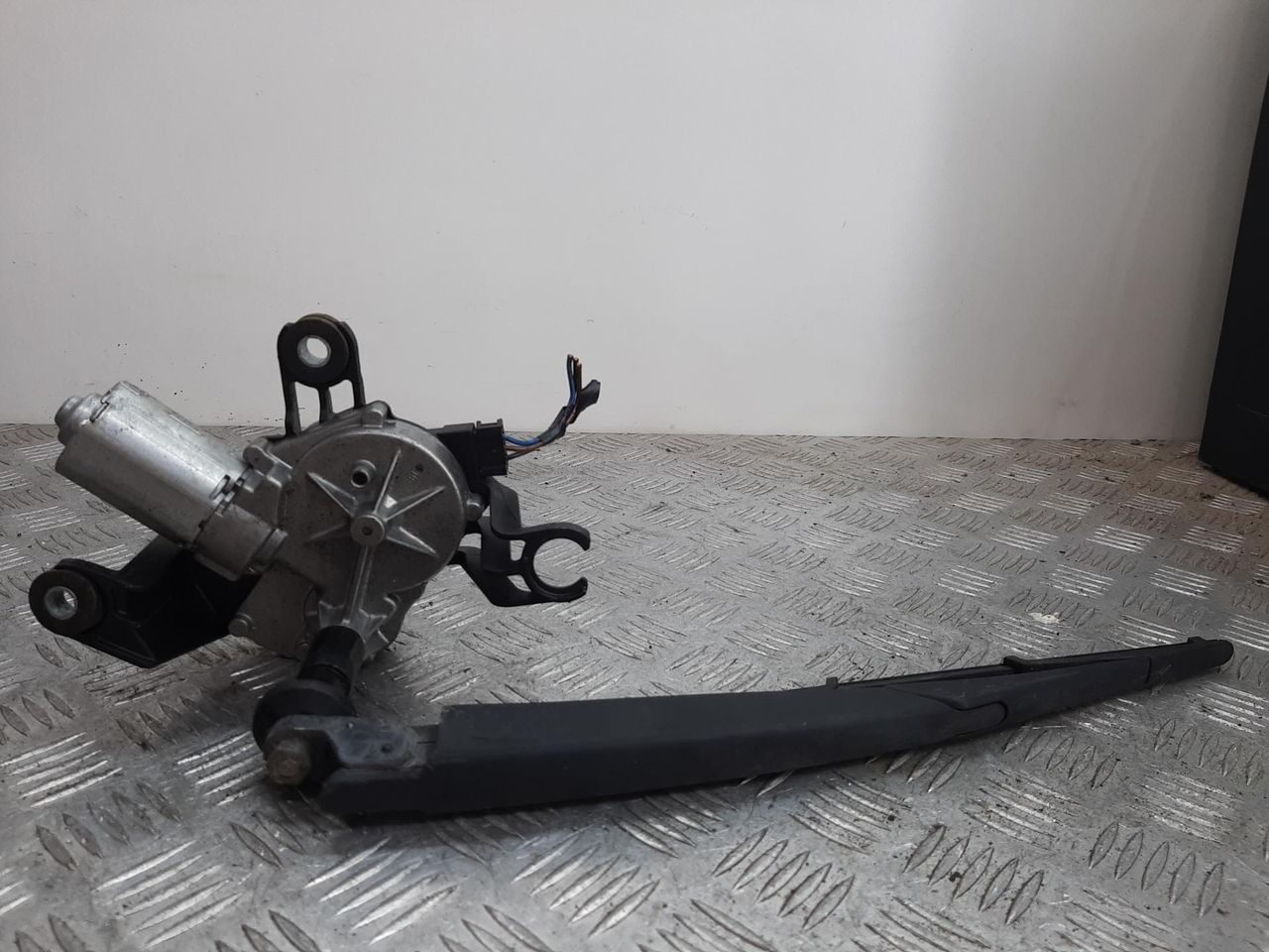 моторчик заднего стеклоочистителя (дворника) Opel Astra H 2007, 1.6 л., Z 16 XEP, бензин