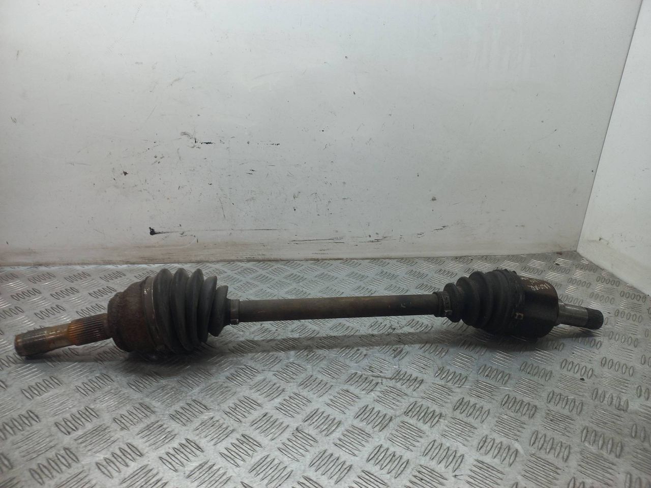 полуось передняя левая (приводной вал, ШРУС) Peugeot Boxer 2 поколение 2008, 2.2 л., дизель, МКПП
