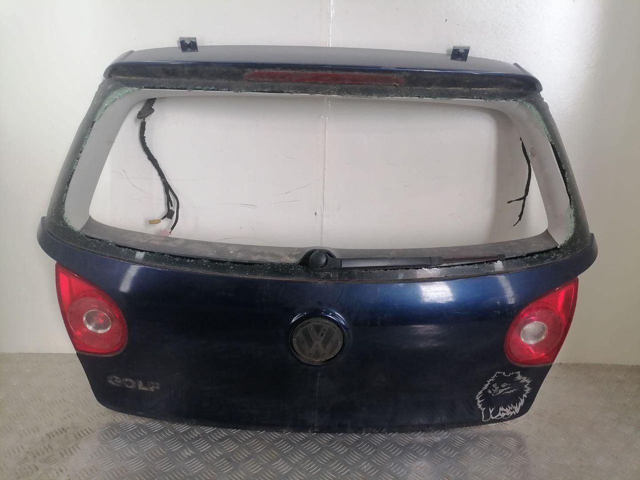 крышка багажника (дверь 3-5) Volkswagen Golf 5 поколение 2007, 1.9 л., BLS, дизель