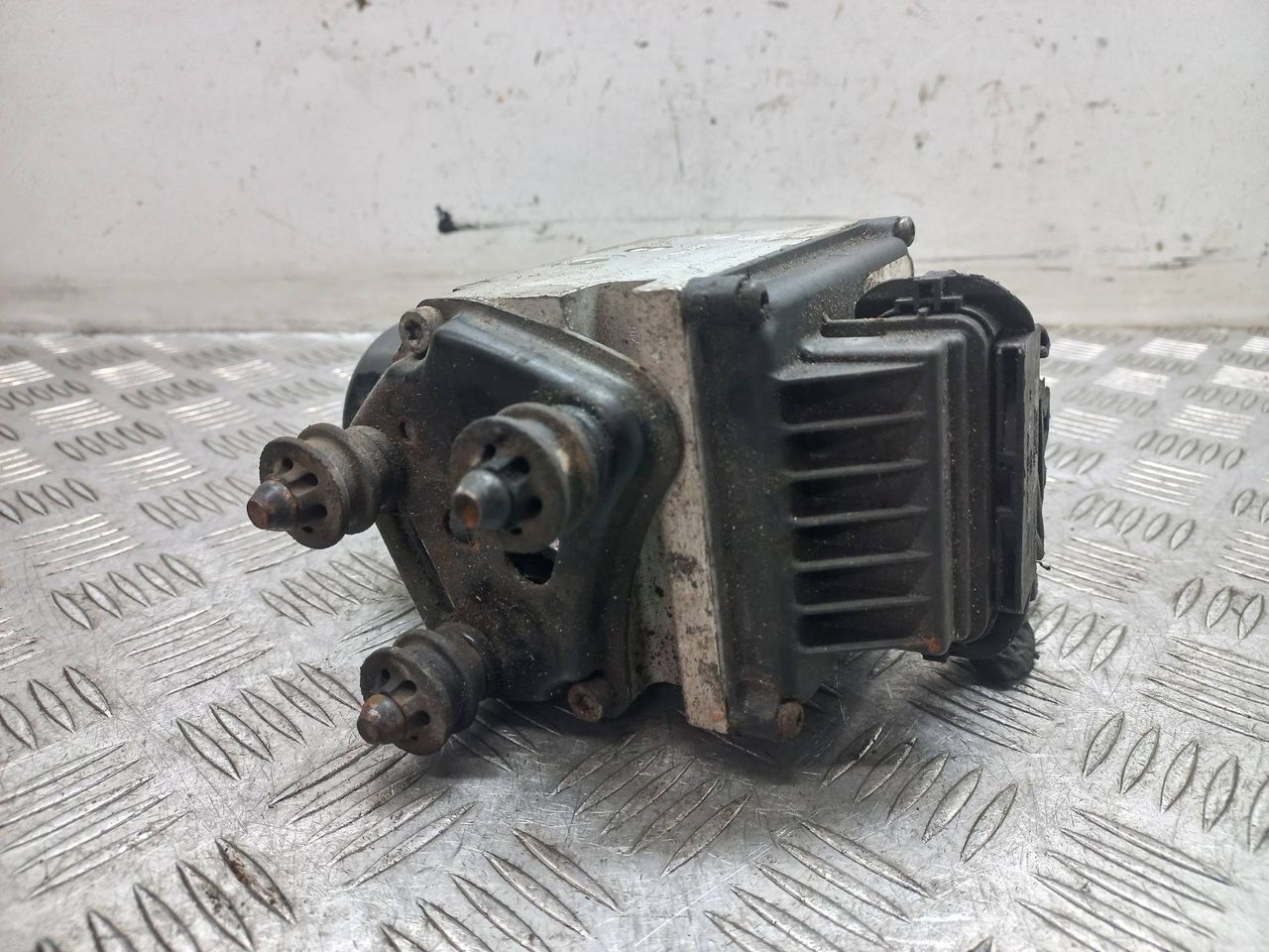 блок ABS Volkswagen Passat B6 2008, 2.0 л., TDi PD, BMR, дизель, робот, 3C0614109D