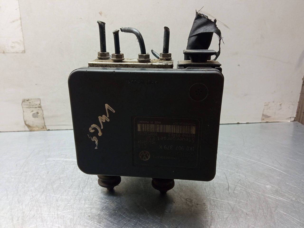 блок ABS Volkswagen Golf 5 поколение (2003 - 2009), 1K0614517H