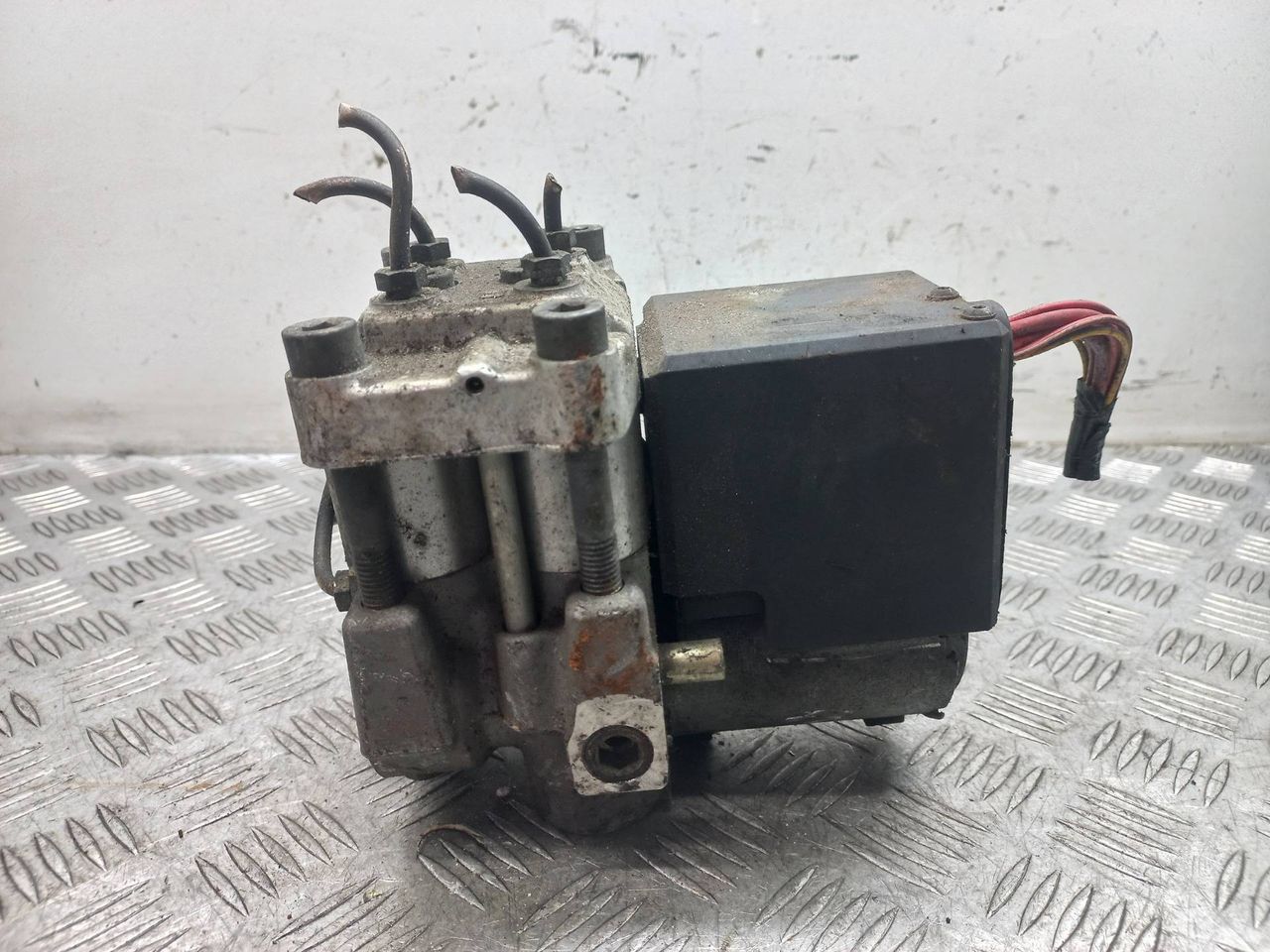 блок ABS Audi 80 8C/B4 1993, 1.6 л., i, ADA, бензин, МКПП, 4A0614111A, 0265201049