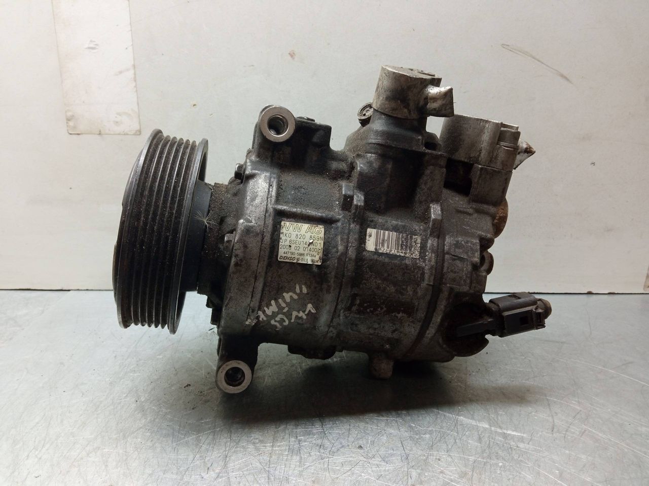 компрессор кондиционера Volkswagen Golf 5 поколение (2003 - 2009), МКПП, 1K0820859N