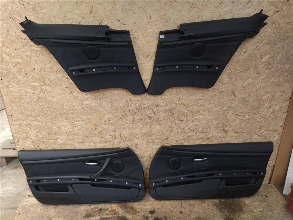Обшивка двери (комплект) BMW M3 E92/E93 E92 2012, 4.0 л., i, S65 B40 A, бензин, АКПП, купе, задний привод, правый руль, 51417903583, 51417903583