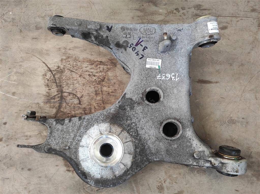 рычаг задний Land Rover Range Rover 4 поколение L405 2015, 4.4 л., дизель, АКПП, полный привод, правый руль, W781835SJ49, T4A46809, LR161093, CPLA5B531AG, CPLA5B531BA, HPLA5B531AB, JPLA5B531AA, JPLA5B531AB, JPLA5B531AC, JPLA5B531AD, LR072653, LR081548, LR098768, LR139497, LR161617, LR181153, 603123484, JPLA5B531CA, LR045836