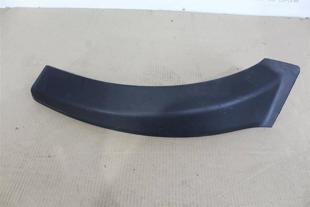 накладка колесной арки Land Rover Range Rover Velar 1 поколение L560 2018, 2.0 л., бензин, АКПП, передний привод, LR106655, J8A228370AD - фото №1