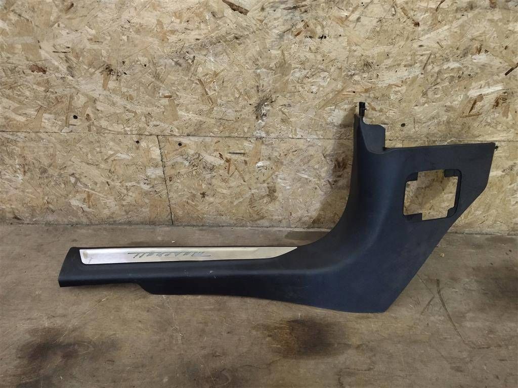накладка на порог Maserati Levante 1 поколение M161 2020, 3.0 л., дизель, АКПП, передний привод, 670040374, 670040374, 670047137, 670047138, 670047139 - фото №1