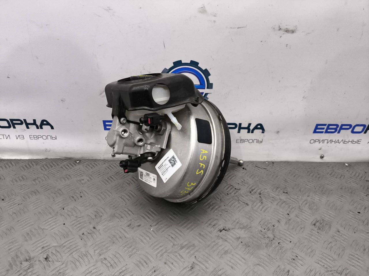 вакуумный усилитель тормозов Audi A5 F5 [рестайлинг] F53 2023, 2.0 л., TFSI, DMS, бензин, вариатор, оливковый, купе, передний привод, правый руль, 8W0612103P