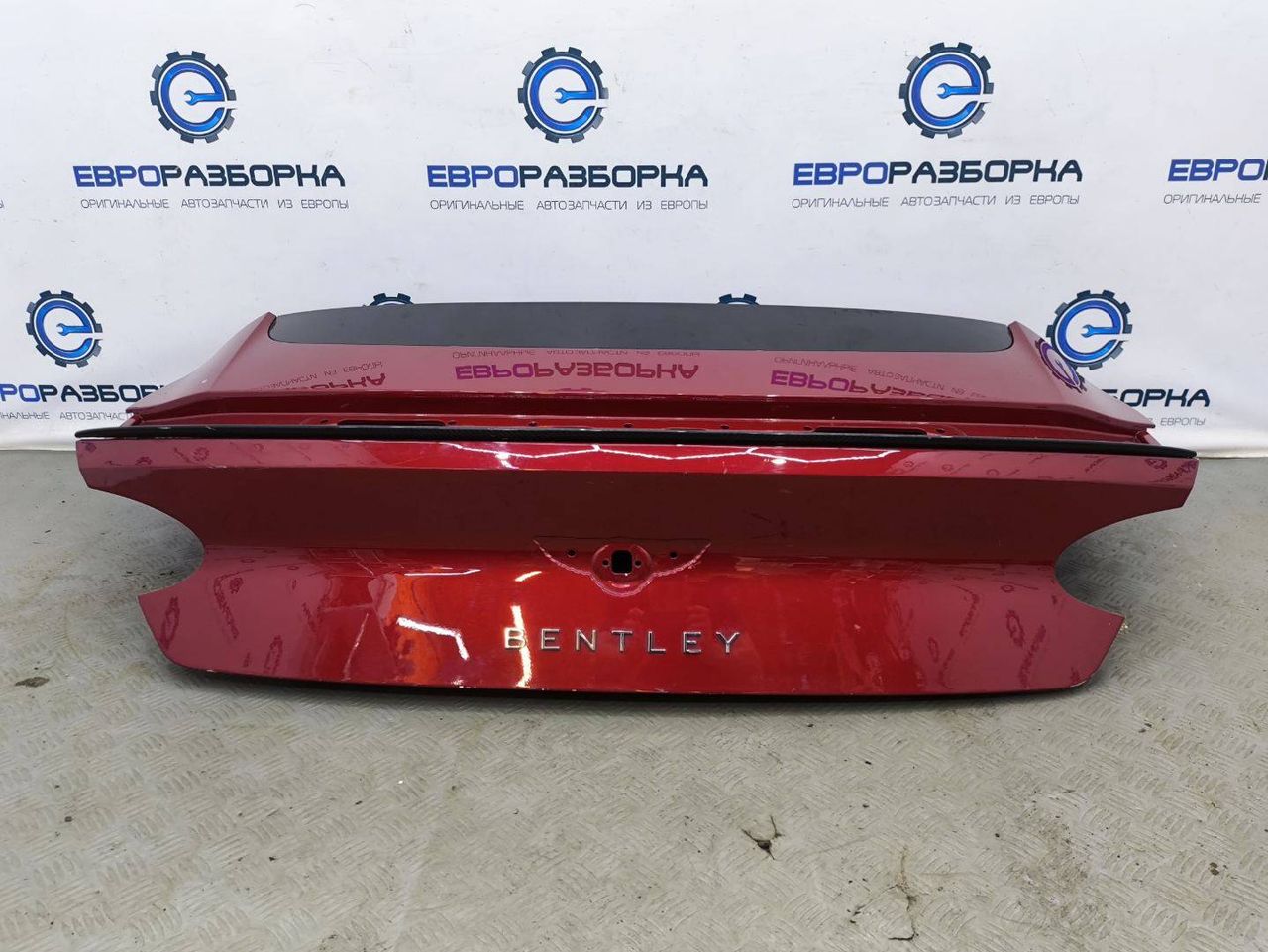 крышка багажника (дверь 3-5) Bentley Continental GT 3 поколение 2023, 4.0 л., CVD, бензин, АКПП, 63 / o31 красный, купе, полный привод, правый руль, 3SD827025T