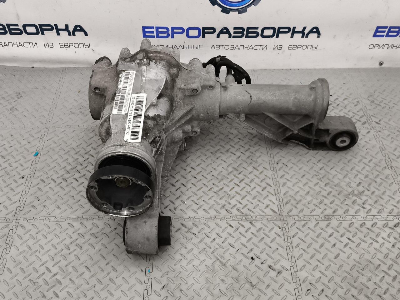 редуктор переднего моста Mercedes-Benz GLE V167 2019, 2.0 л., CDi, OM 654.920, дизель, АКПП, 896, внедорожник 5 дв., полный привод, правый руль, A1673305100, A167330510080