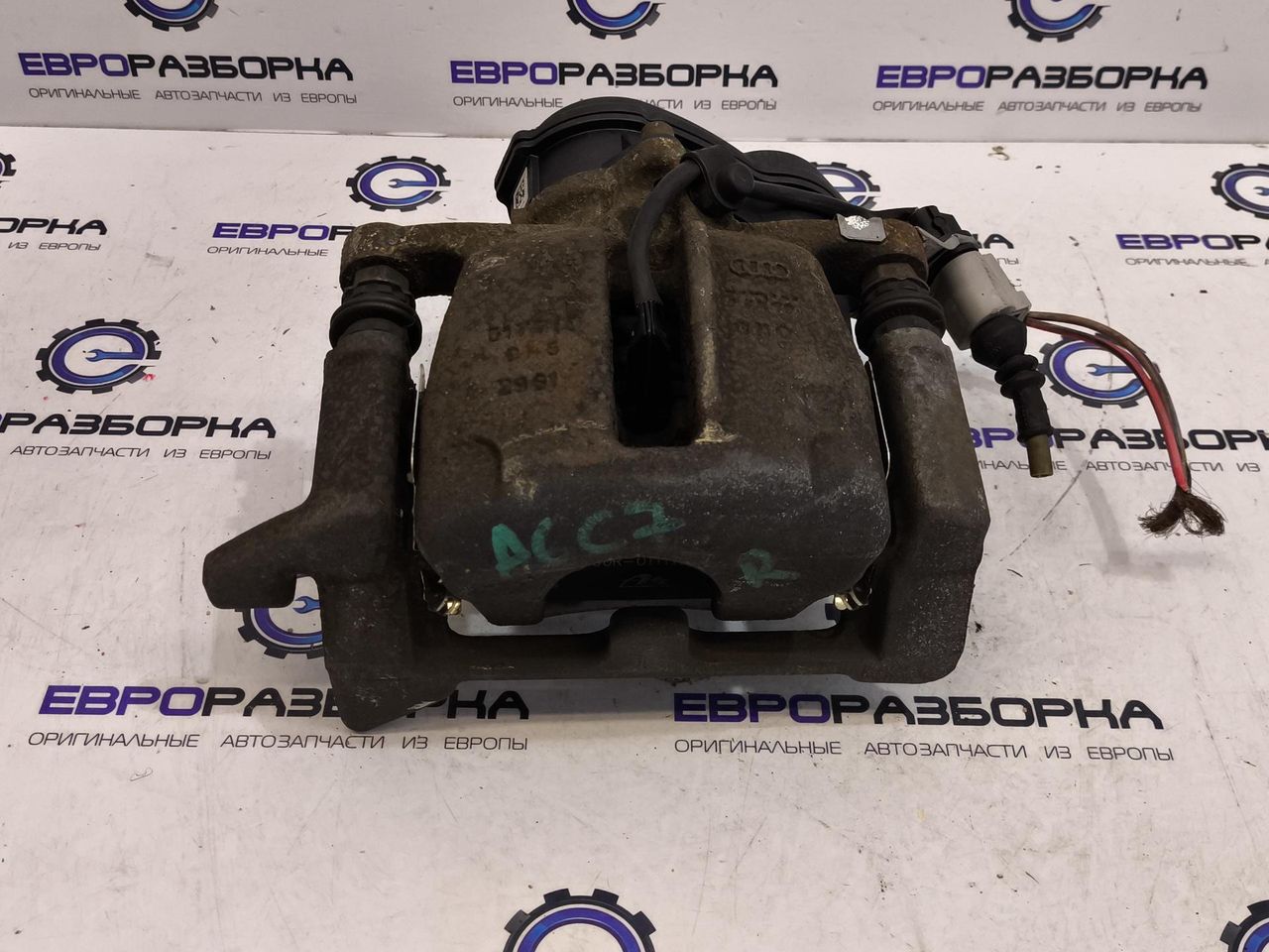 суппорт задний левый Audi A6 4G/C7 2012, 3.0 л., TDi, дизель, АКПП, передний привод, 4G0615403