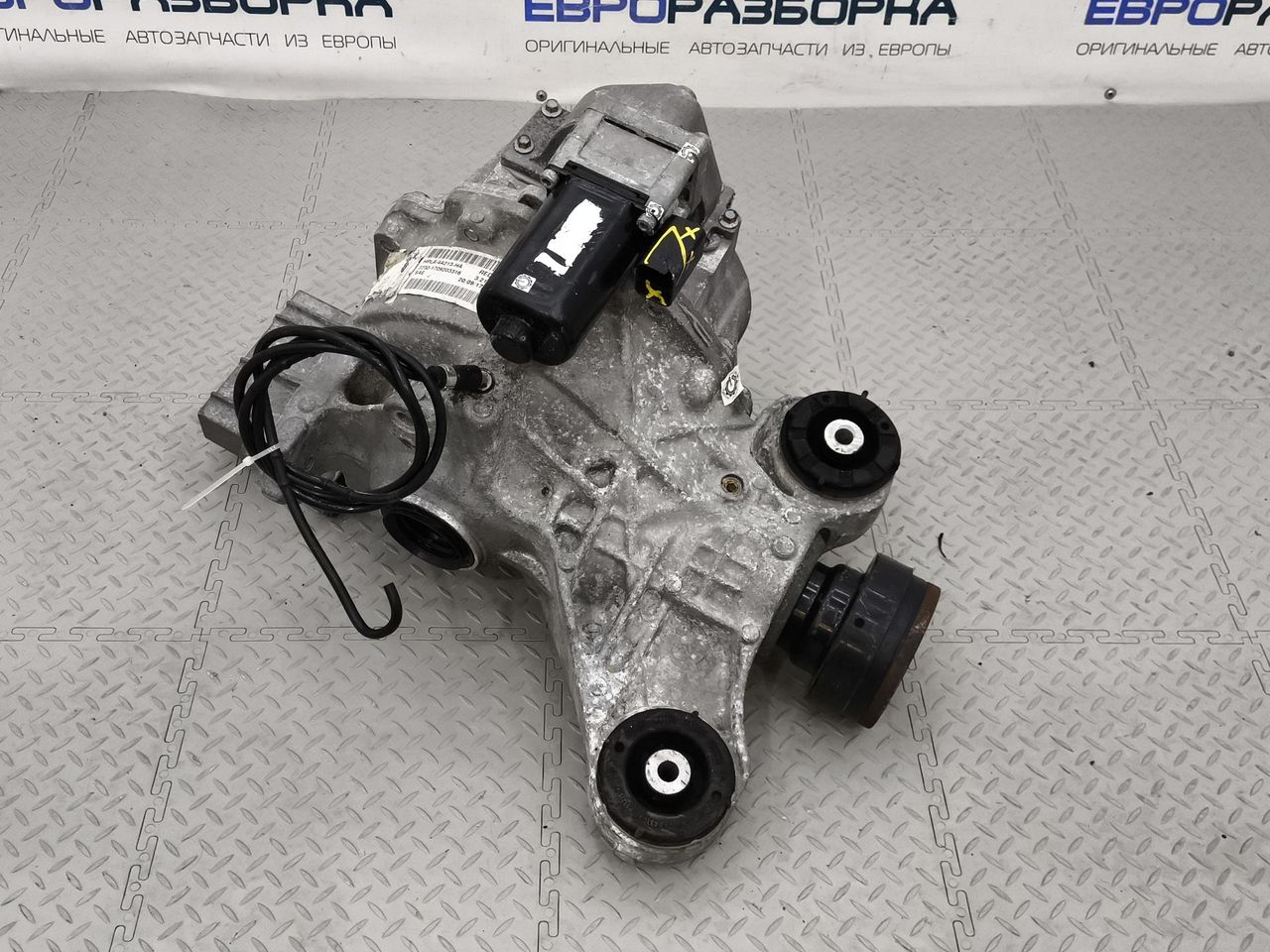 редуктор заднего моста Land Rover Range Rover Sport 2 поколение L494 2017, 3.0 л., дизель, АКПП, передний привод, правый руль, HPLA4A213HA - фото №1
