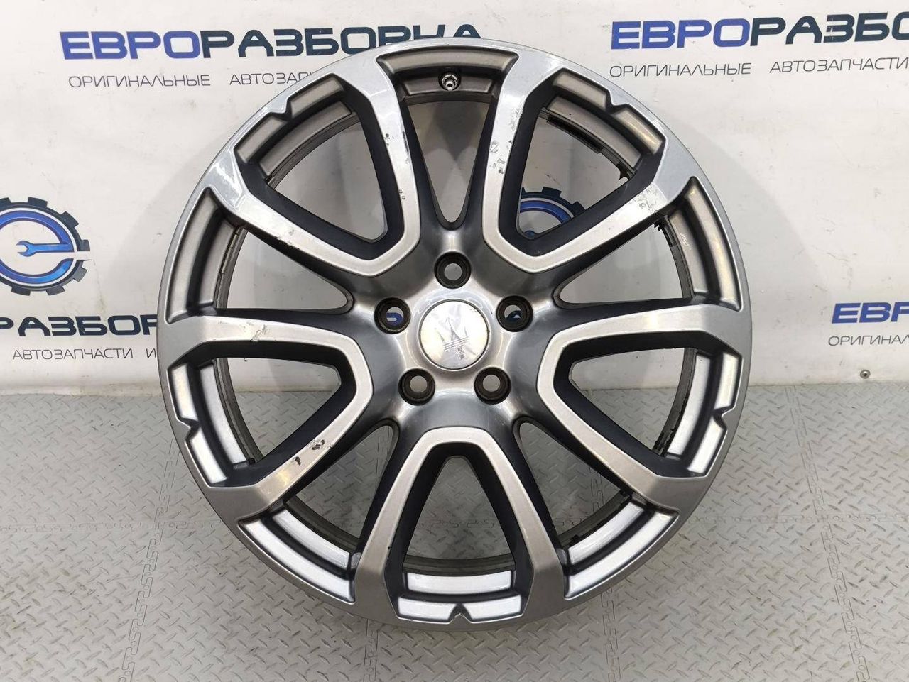диск литой Maserati Levante 1 поколение M161 2019, 3.0 л., M156D, бензин, АКПП, внедорожник 5 дв., 670044699