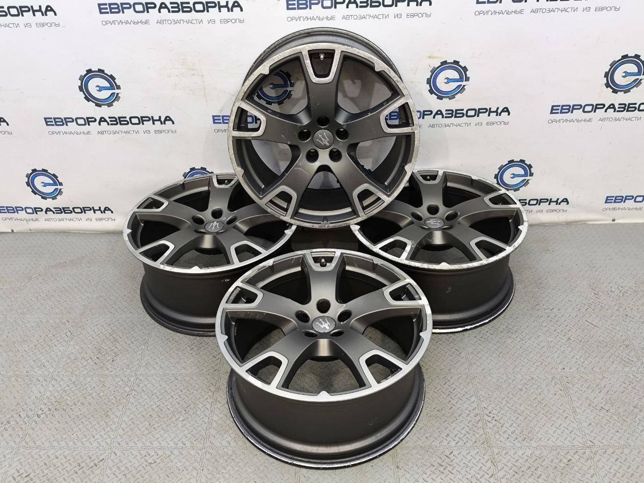 диск литой Maserati Levante 1 поколение M161 2020, 3.0 л., дизель, АКПП, передний привод, 670044701