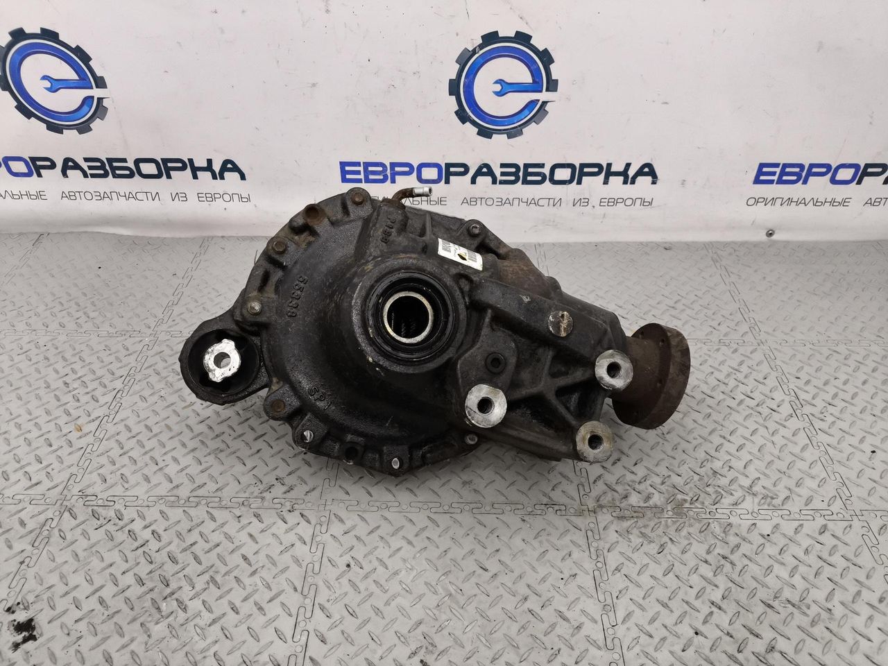редуктор переднего моста Land Rover Range Rover Sport 1 поколение [рестайлинг] L320 2013, 3.0 л., 306DT, дизель, АКПП, полный привод, правый руль, LR029569, CH223017AB, LR055520, CH223017BB, CH223017BA