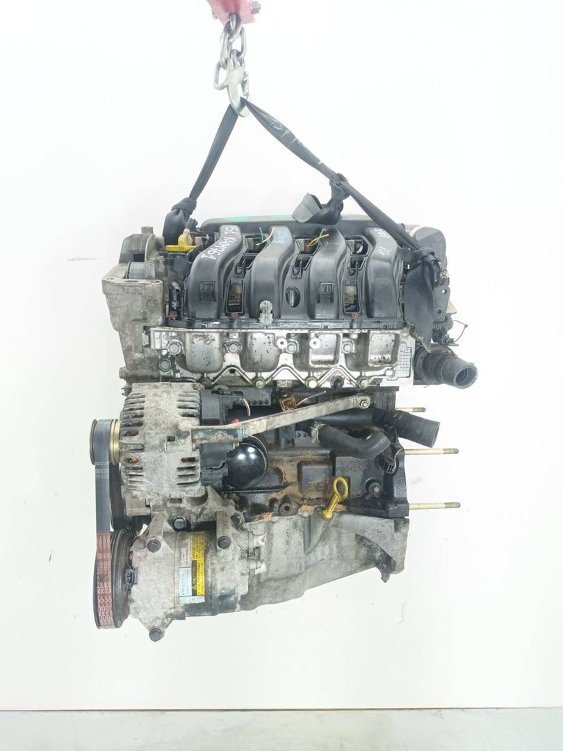 двигатель Renault Scenic 2 поколение 2005, 1.6 л., i, K4M 761, бензин, АКПП, минивэн, передний привод, K4M760, K4M761, 7701474379, 7711135186, K4M761 - фото №1