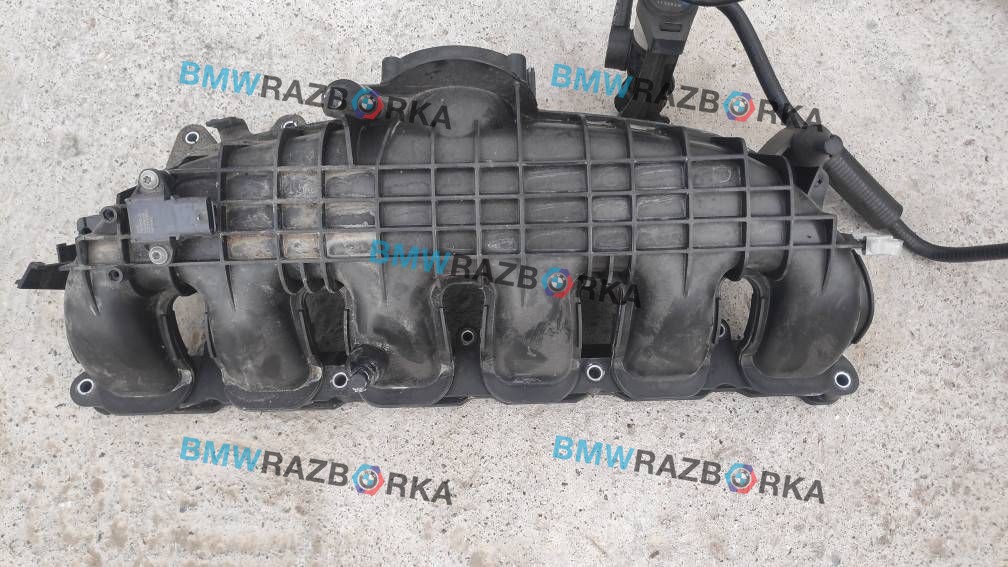 коллектор выпускной BMW 5 серия F07/F10/F11 2012, 3.0 л., бензин, АКПП, хетчбэк 5 дв.